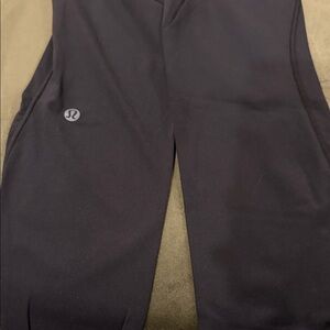 Size 6 like new cropped Lululemon leggings